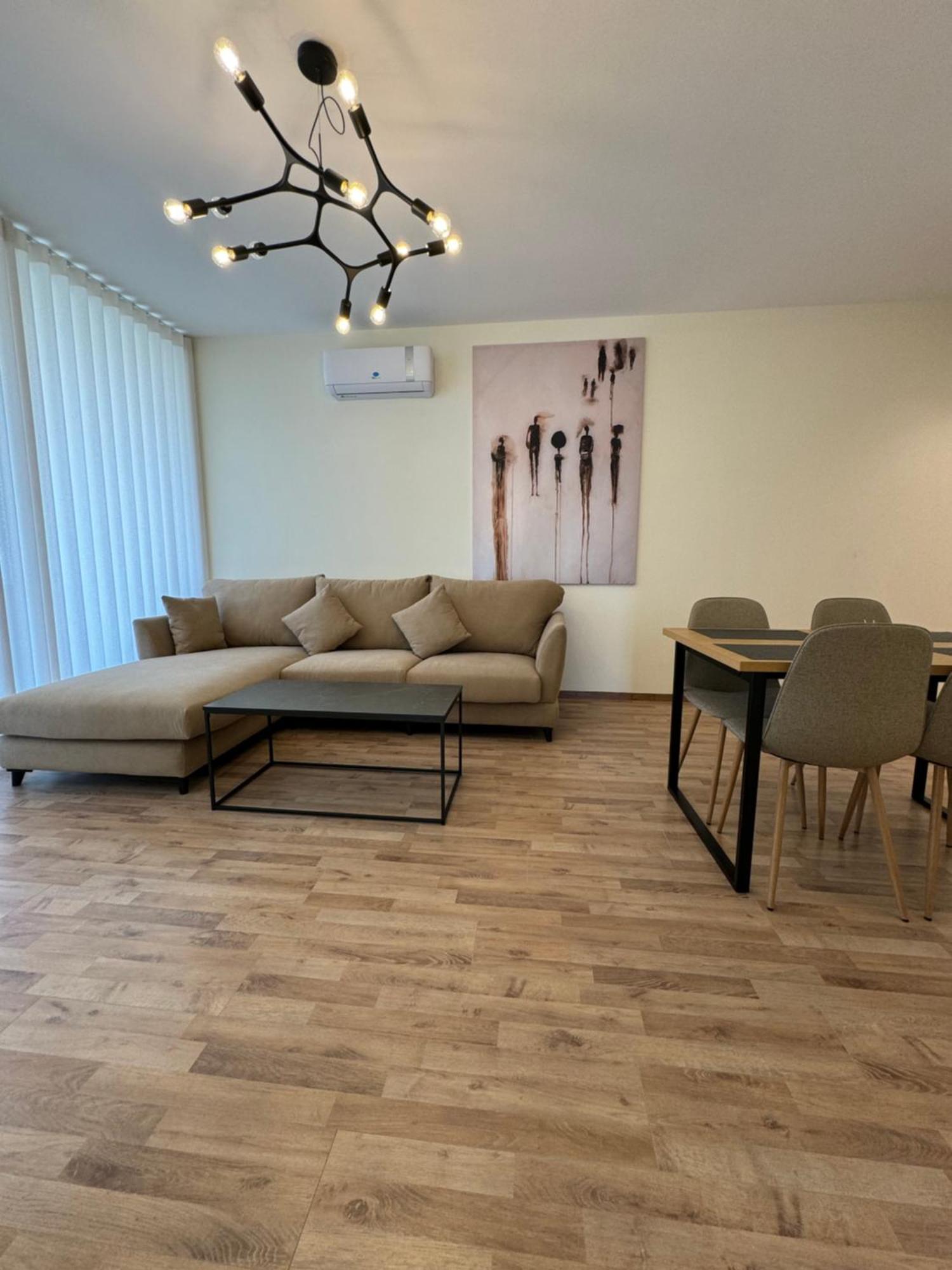 Primo 2 Appartamento Tirana